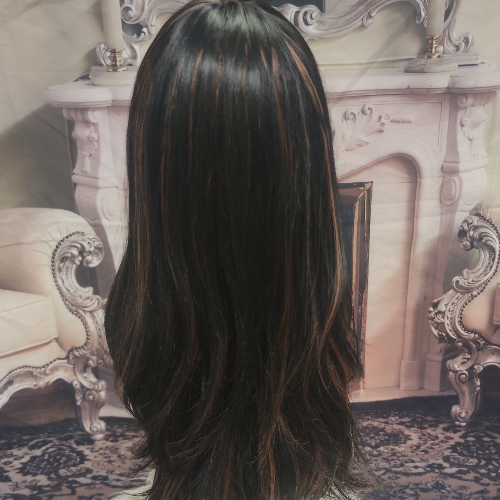 Wig - Picture 3 of 6